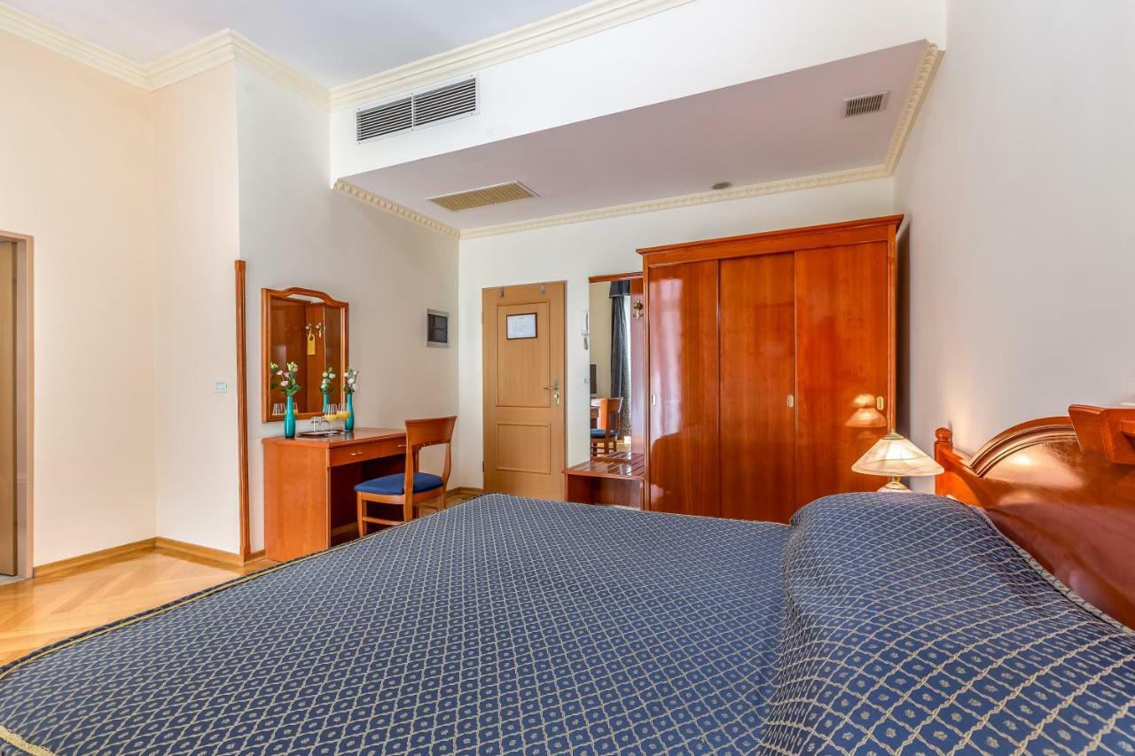 Hotel Galeb Opatija Extérieur photo