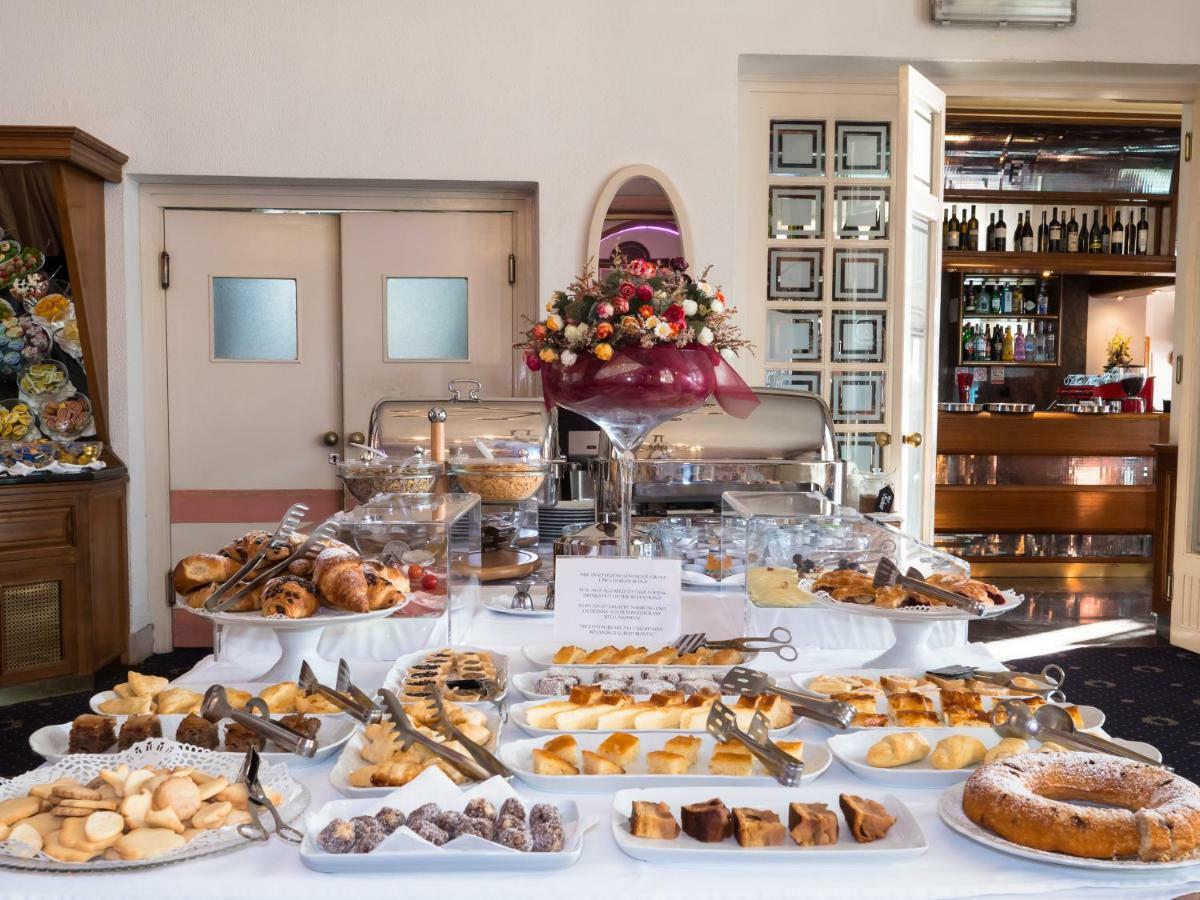 Hotel Galeb Opatija Extérieur photo